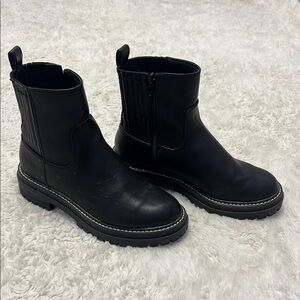 Time and Tru Black Ankle Boots